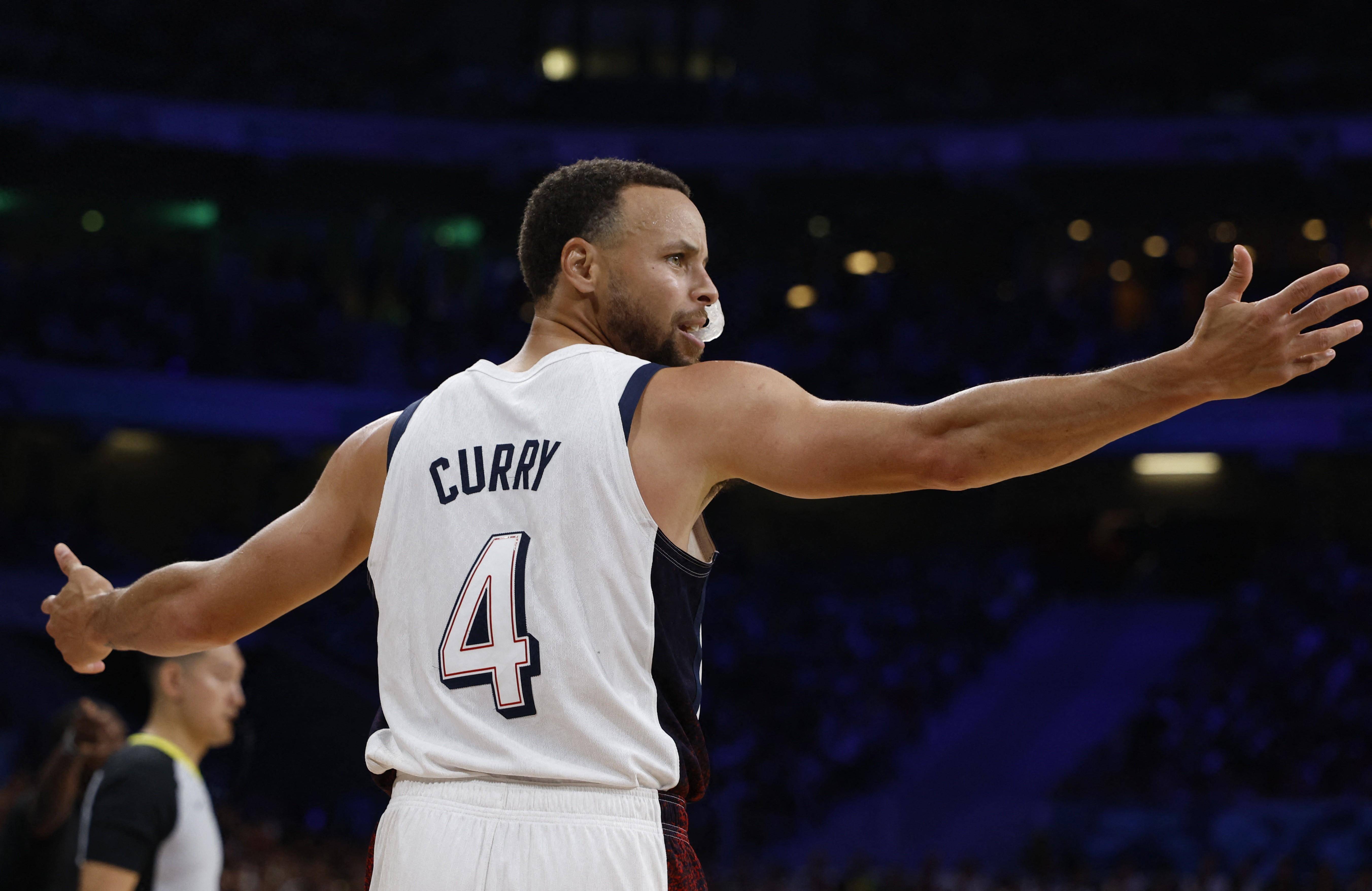 需要三点配 需要三点配